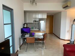 Queensway (D10), Condominium #408607131